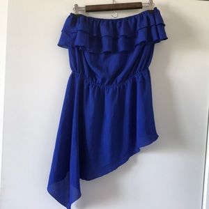 Asymmetrical strapless top